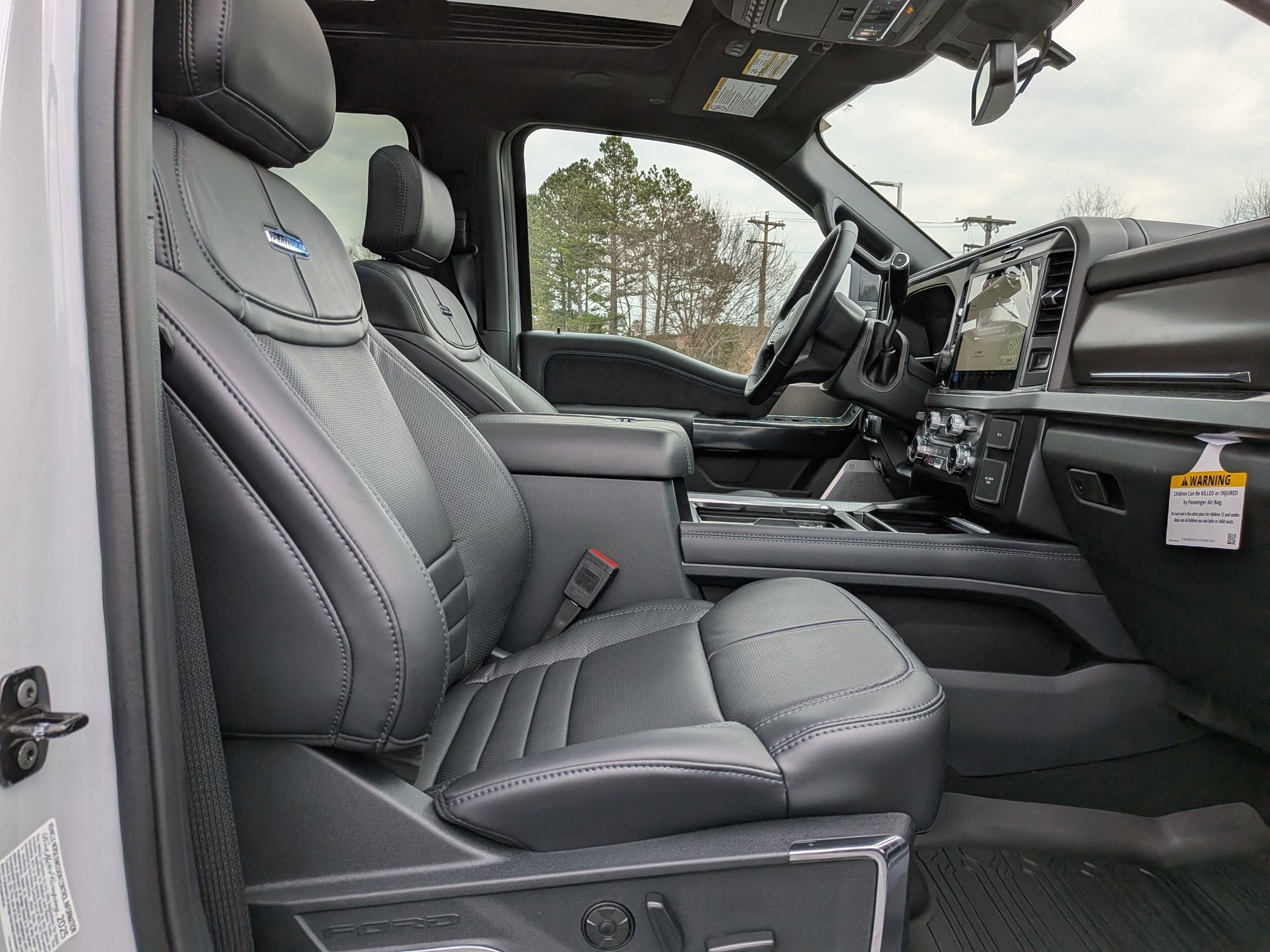 2026 Ford Super Duty F-350 SRW Platinum