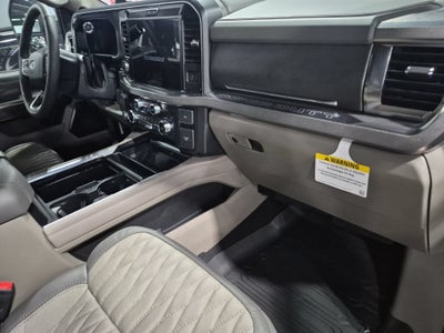 2026 Ford Super Duty F-350 SRW Platinum