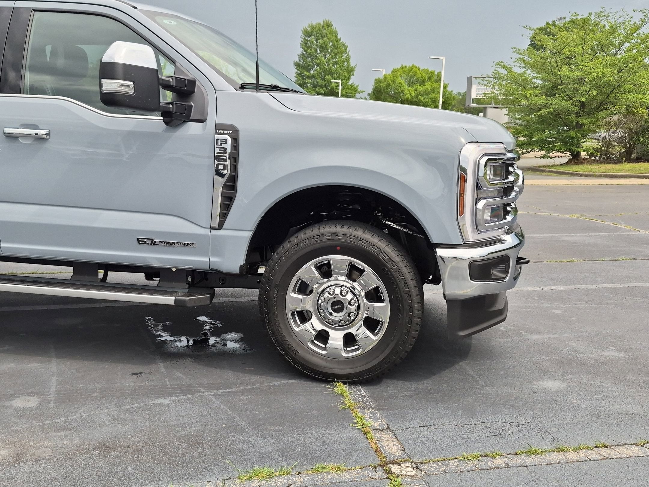 2026 Ford Super Duty F-350 SRW LARIAT