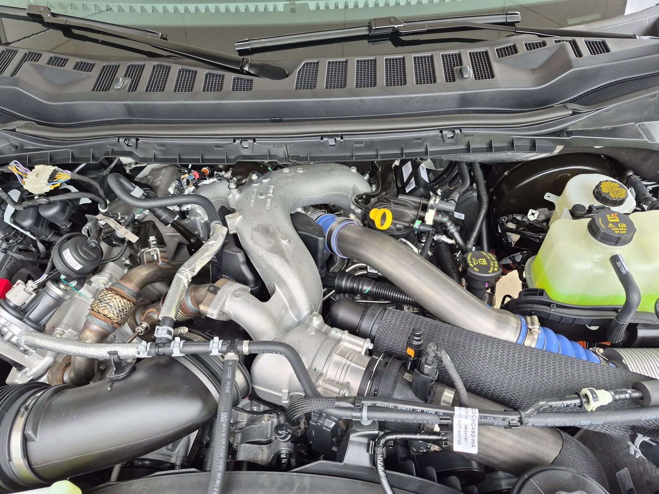 2026 Ford Super Duty F-350 SRW LARIAT