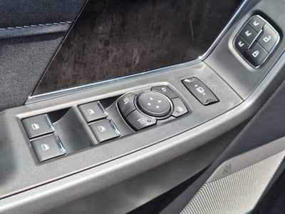 2026 Ford Super Duty F-350 DRW LARIAT