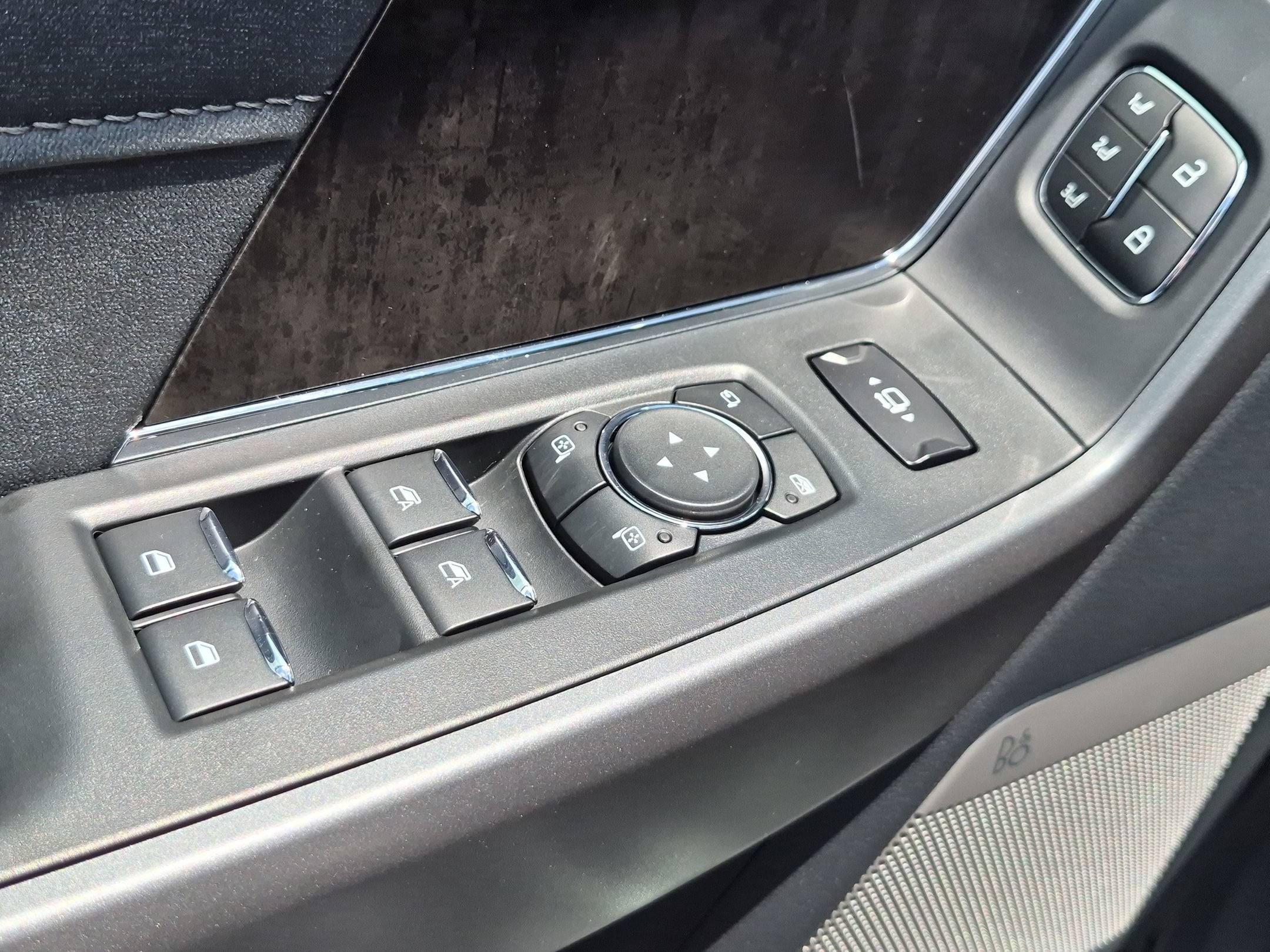 2026 Ford Super Duty F-350 DRW LARIAT