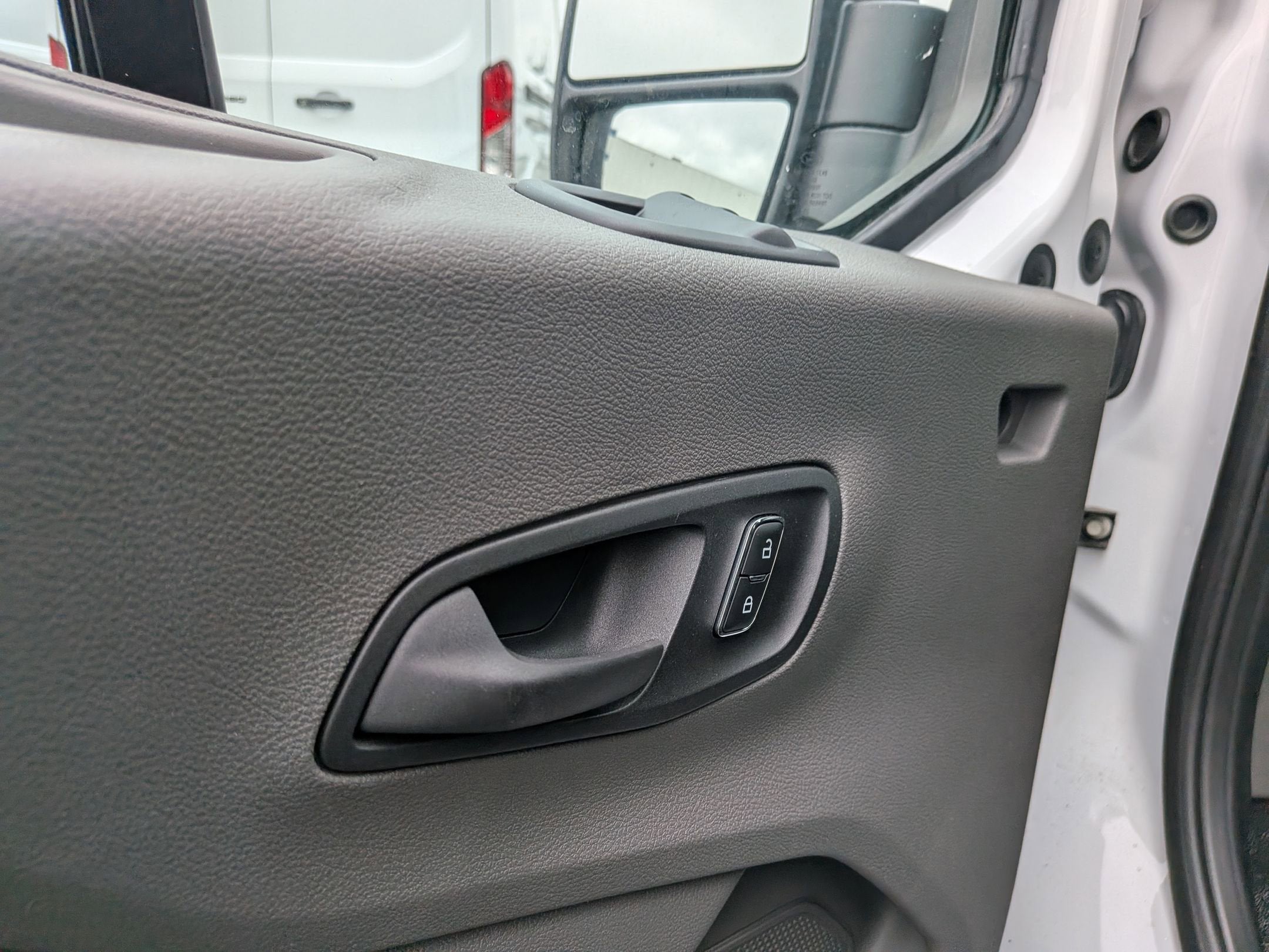 2026 Ford Transit Cargo Van Base
