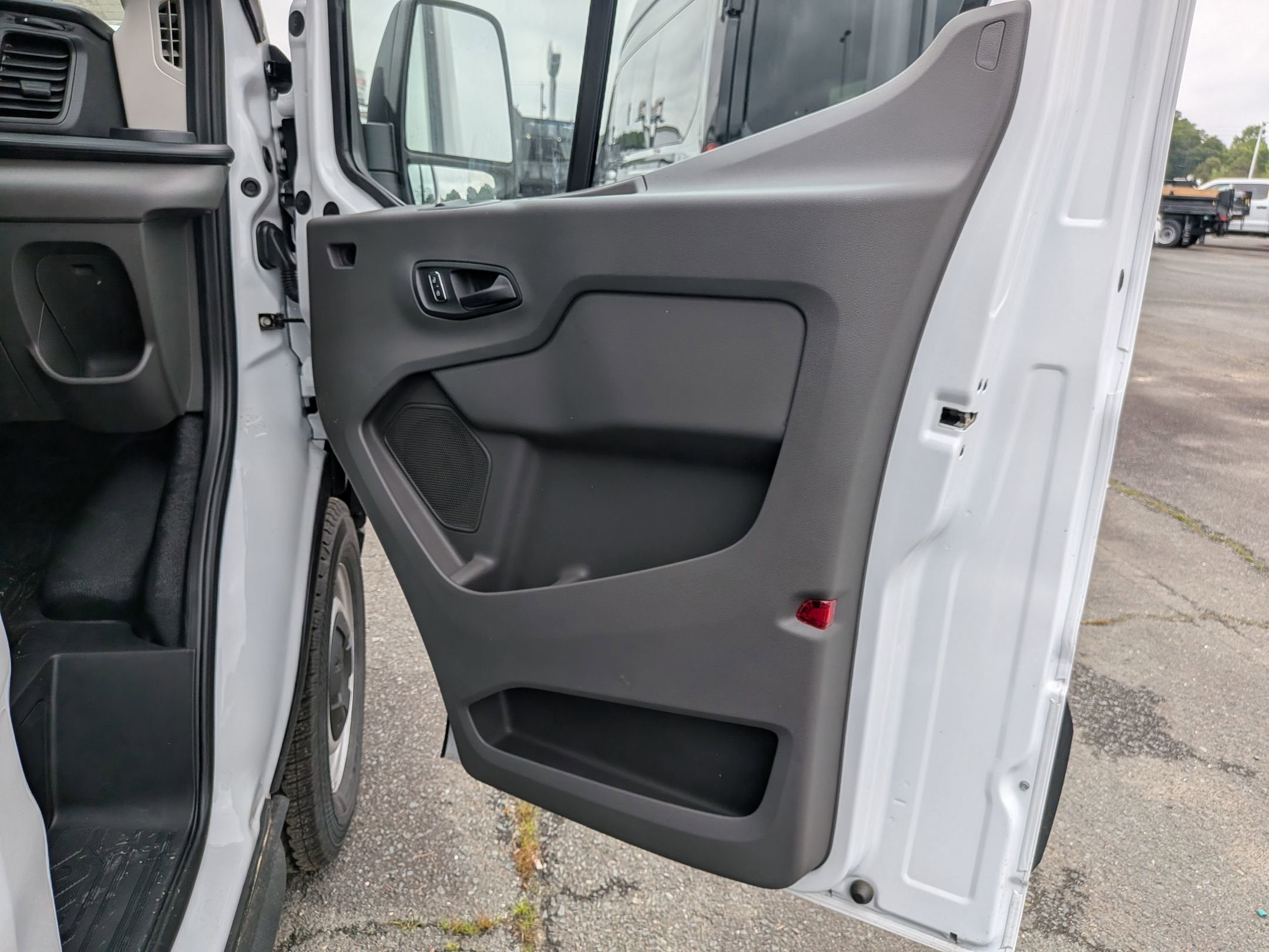 2026 Ford Transit Cargo Van Base