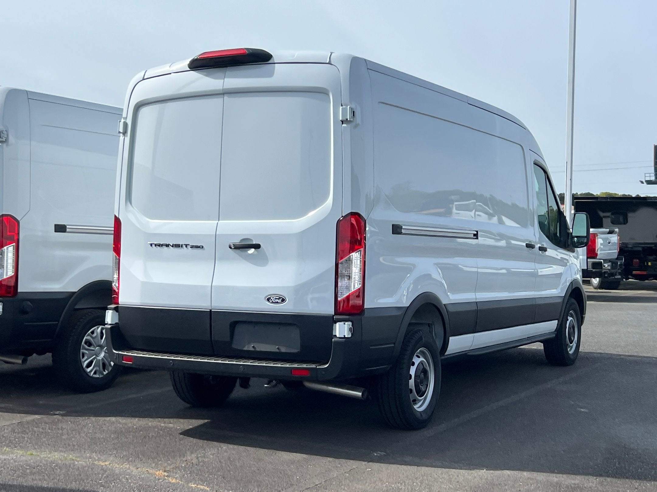 2026 Ford Transit Cargo Van Base