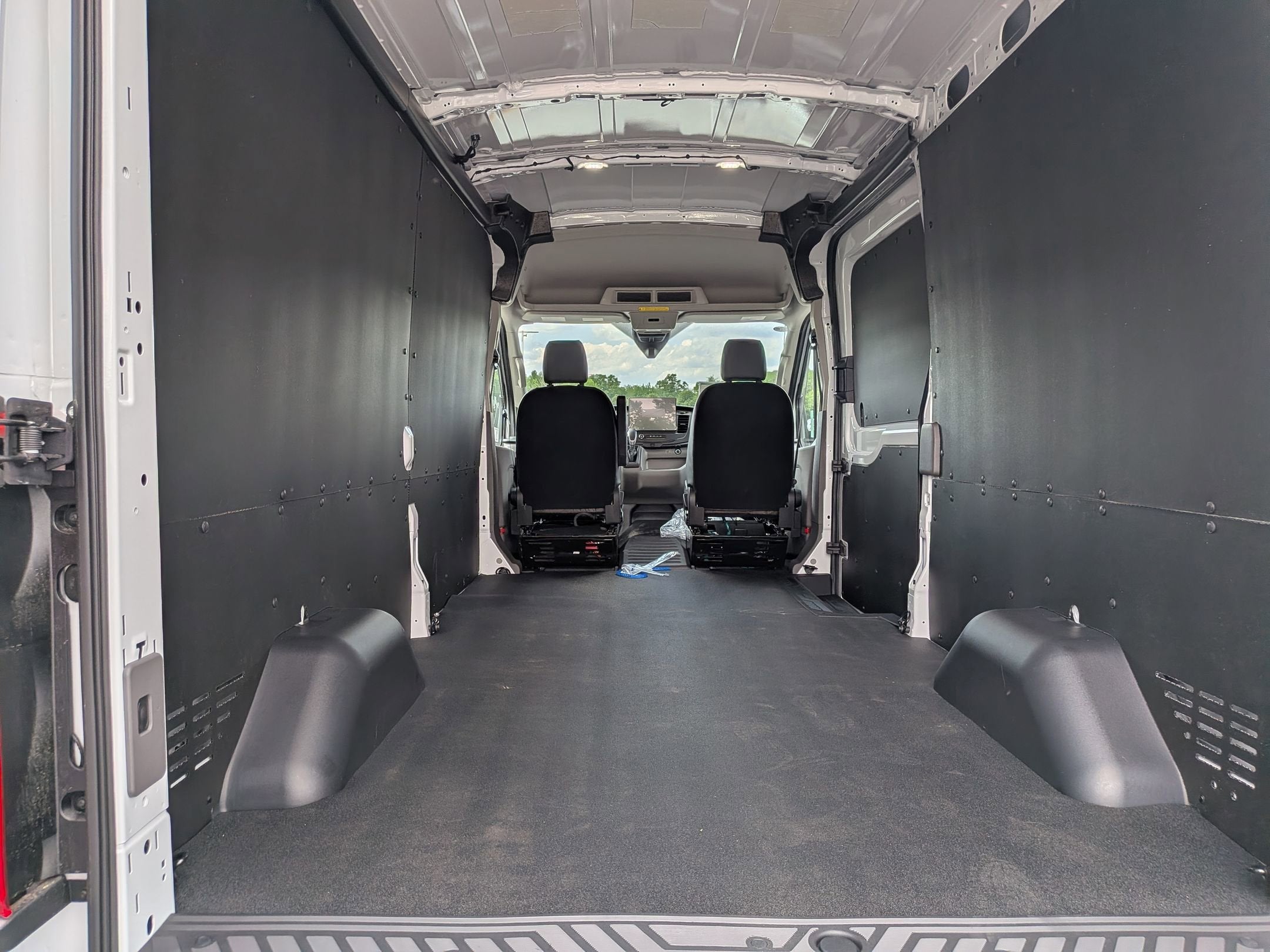 2026 Ford Transit Cargo Van Base