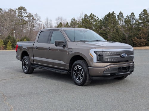 2023 Ford F-150 Lightning XLT
