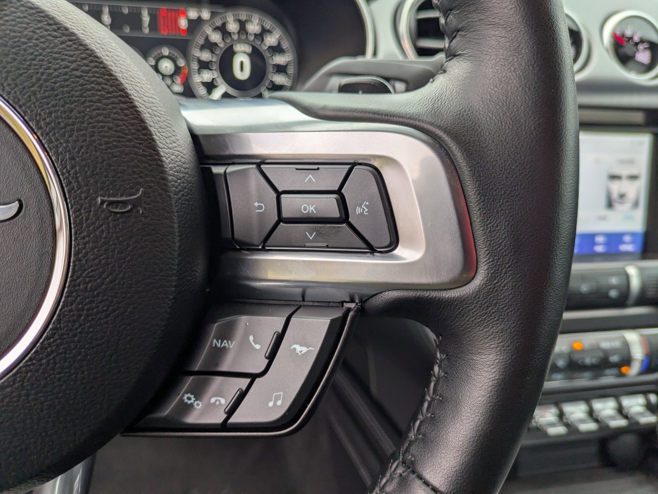 2022 Ford Mustang Mach 1