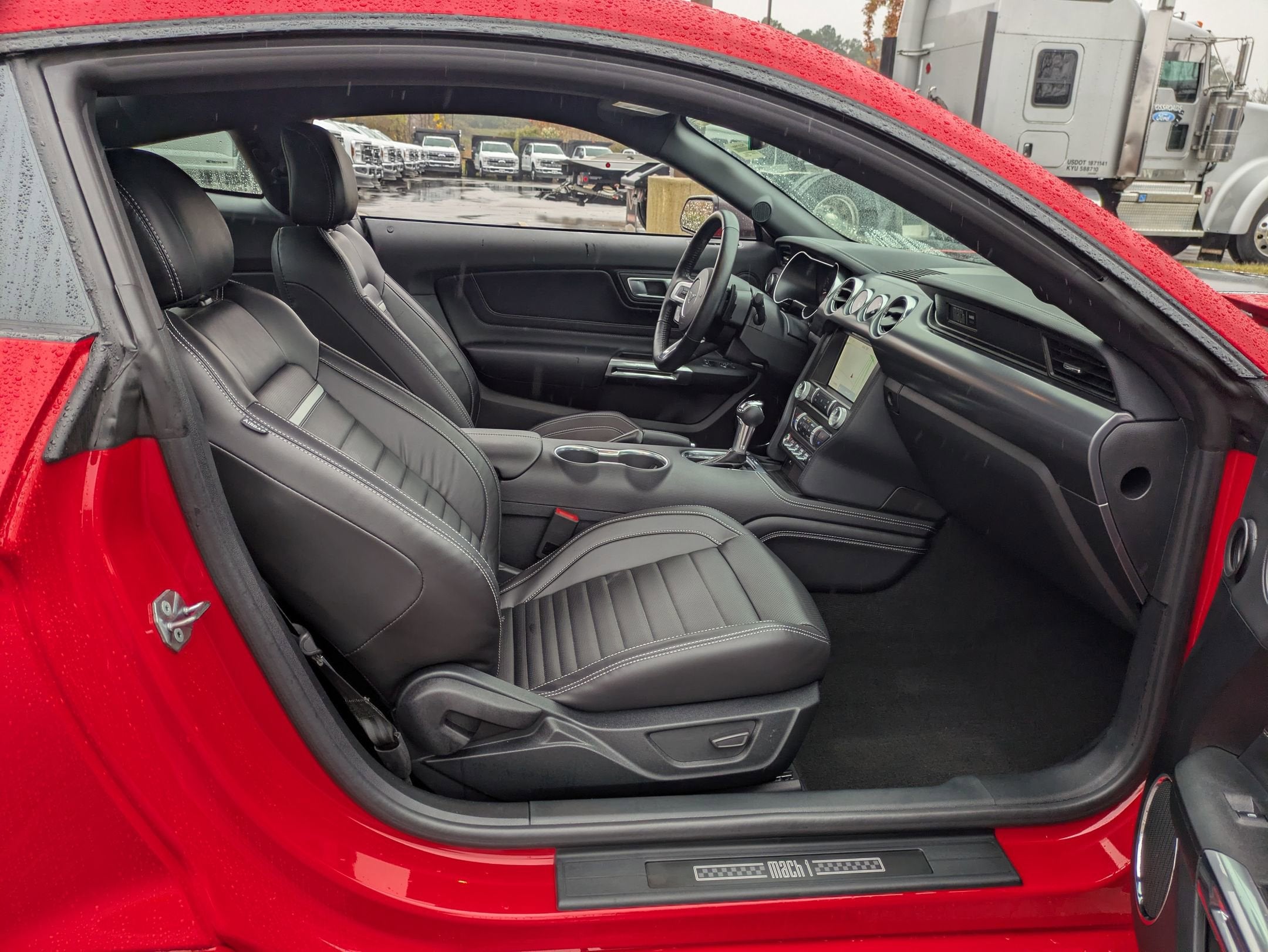 2022 Ford Mustang Mach 1