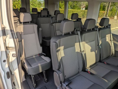 2026 Ford Transit Passenger Wagon XLT