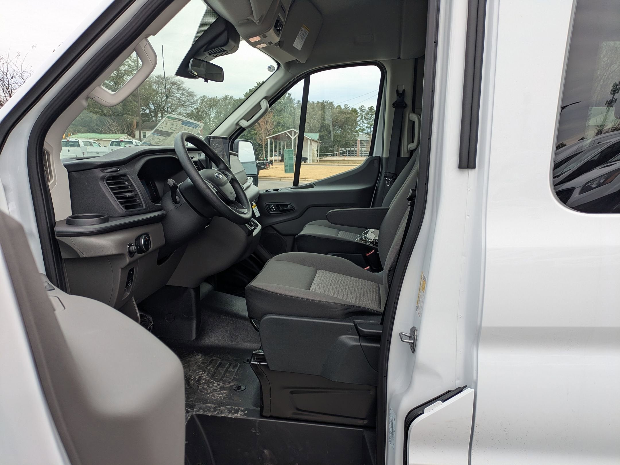 2026 Ford Transit Passenger Wagon XL