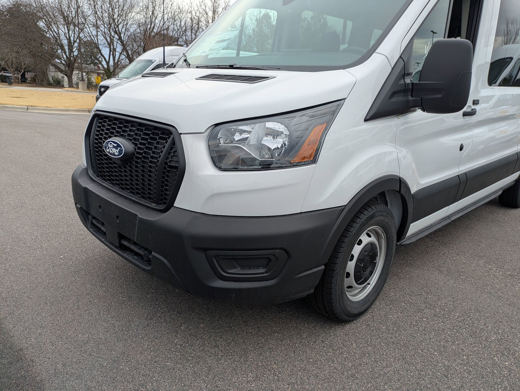 2026 Ford Transit Passenger Wagon XL