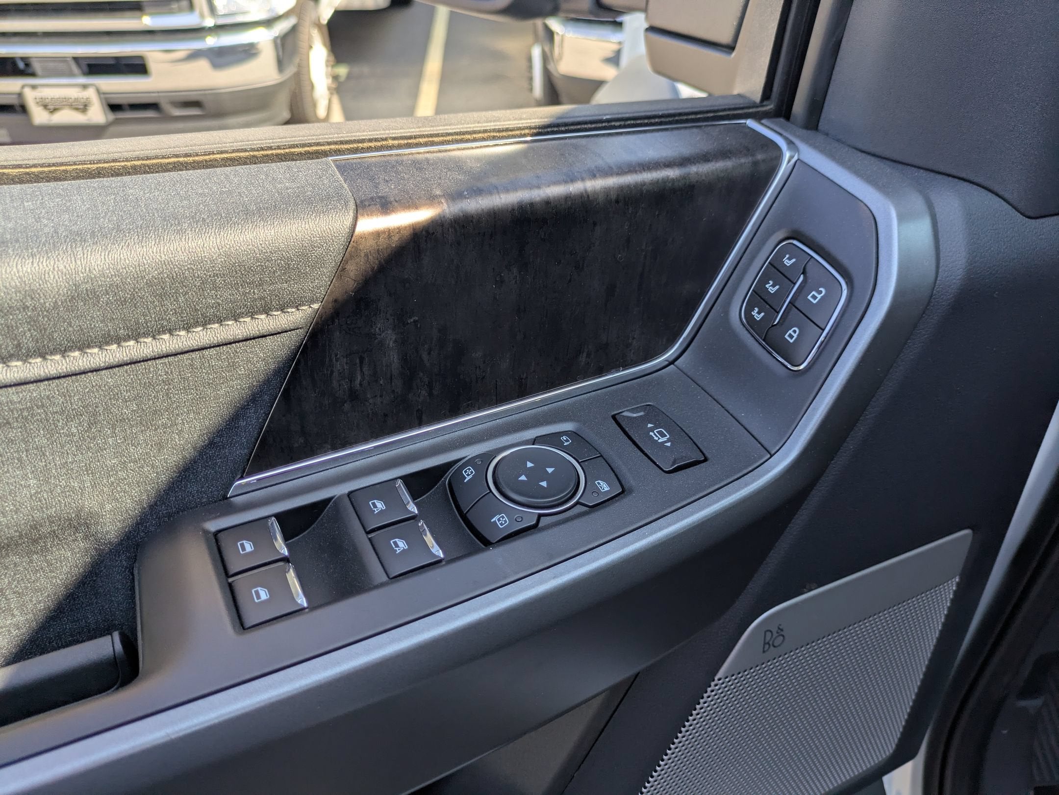2026 Ford Super Duty F-450 DRW LARIAT
