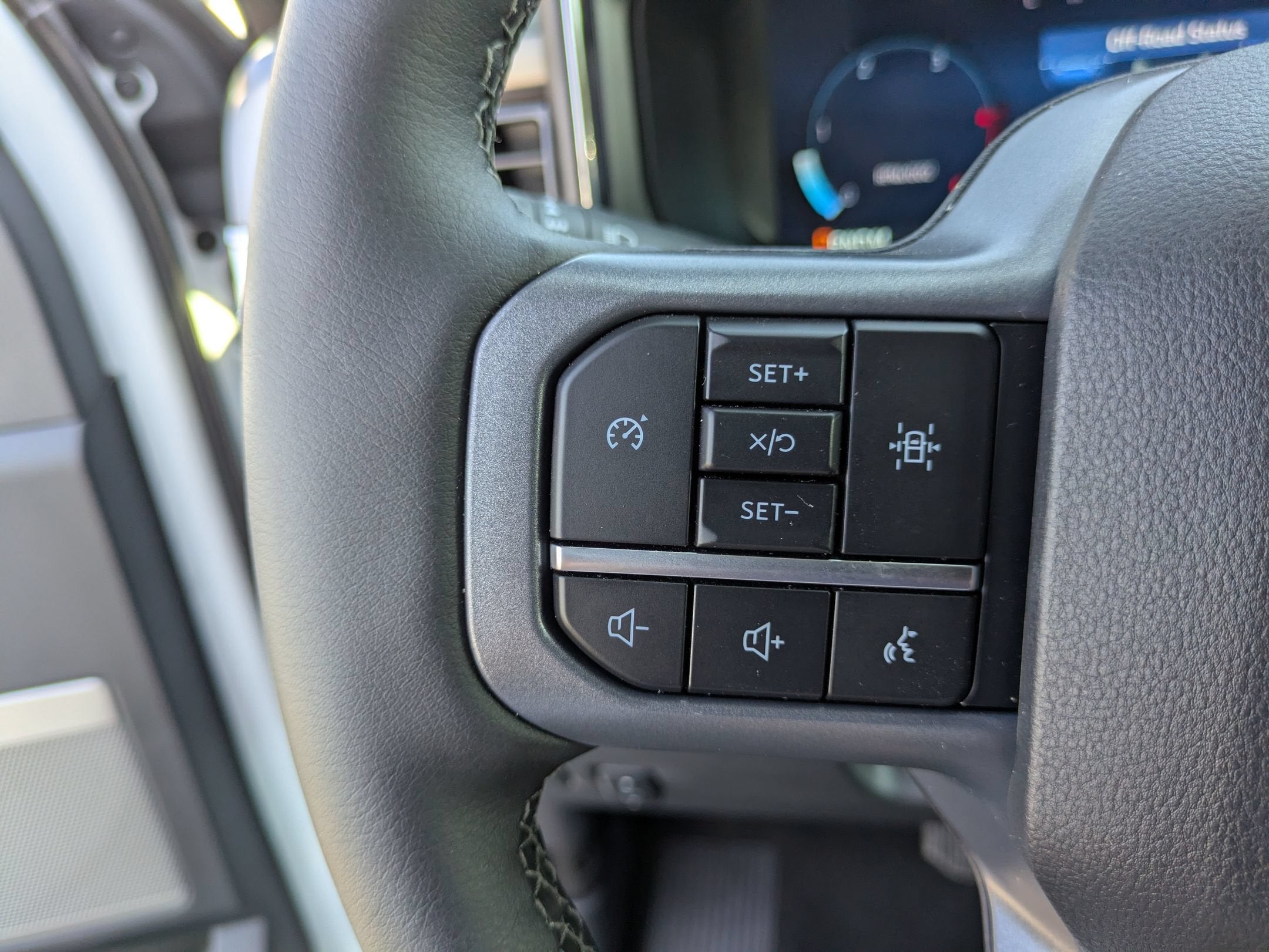 2026 Ford Super Duty F-450 DRW LARIAT