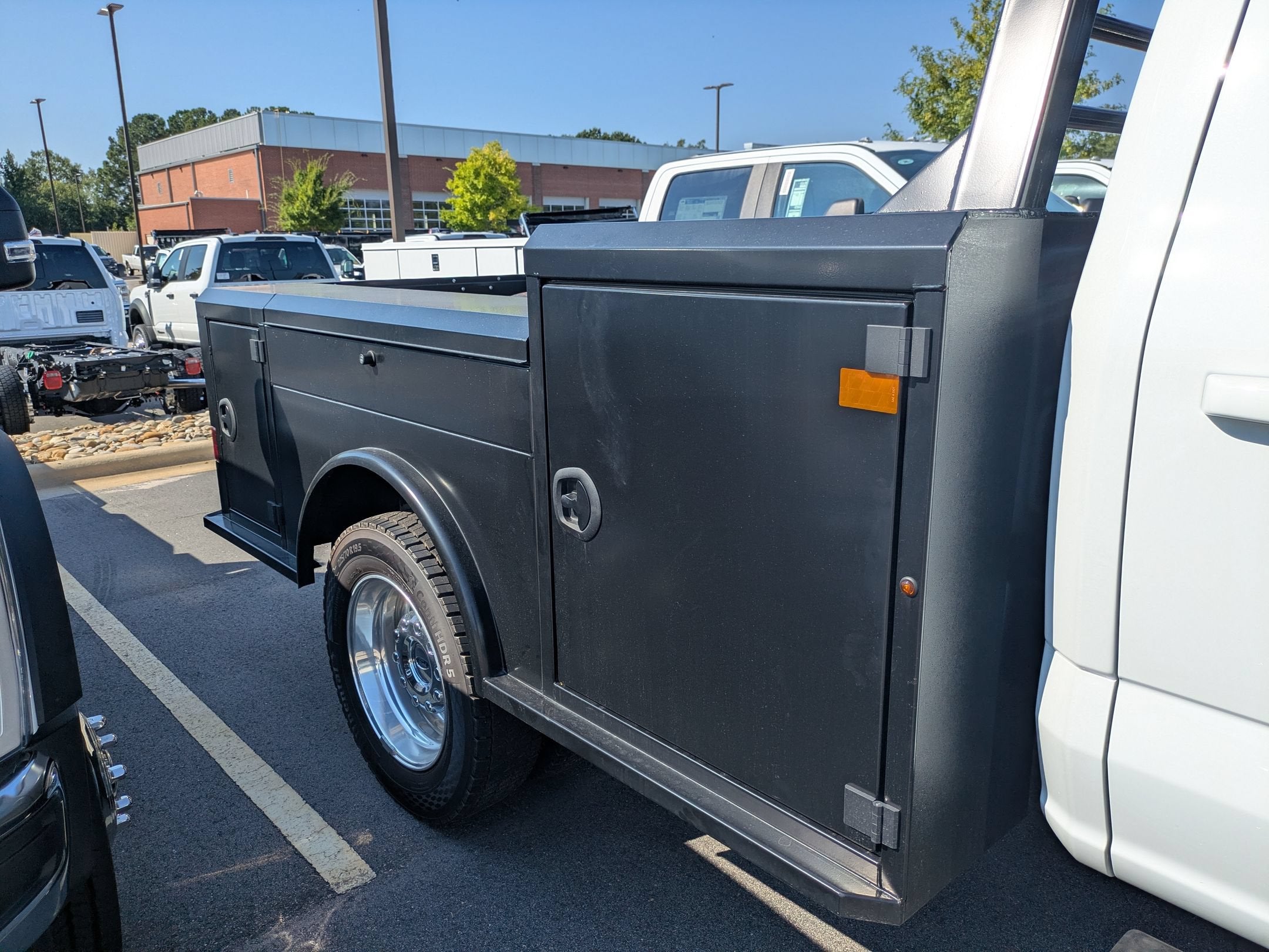 2026 Ford Super Duty F-450 DRW LARIAT