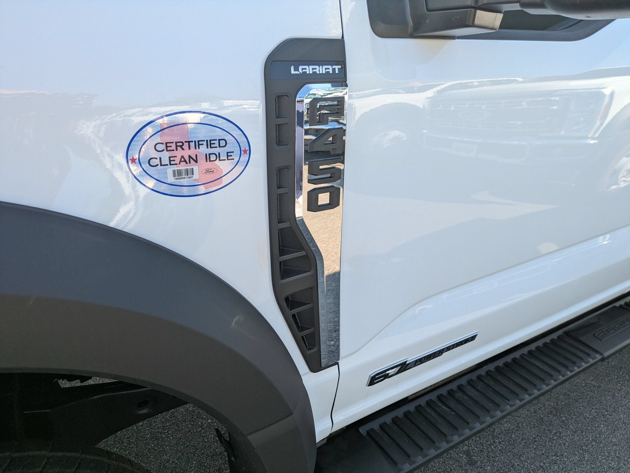 2026 Ford Super Duty F-450 DRW LARIAT