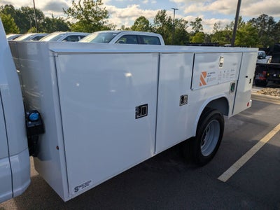 2026 Ford Super Duty F-550 DRW XL