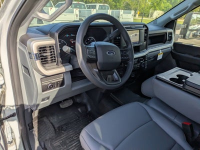 2026 Ford Super Duty F-550 DRW XL