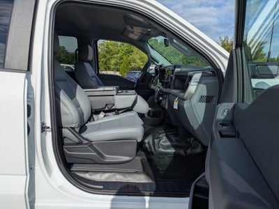 2026 Ford Super Duty F-550 DRW XL