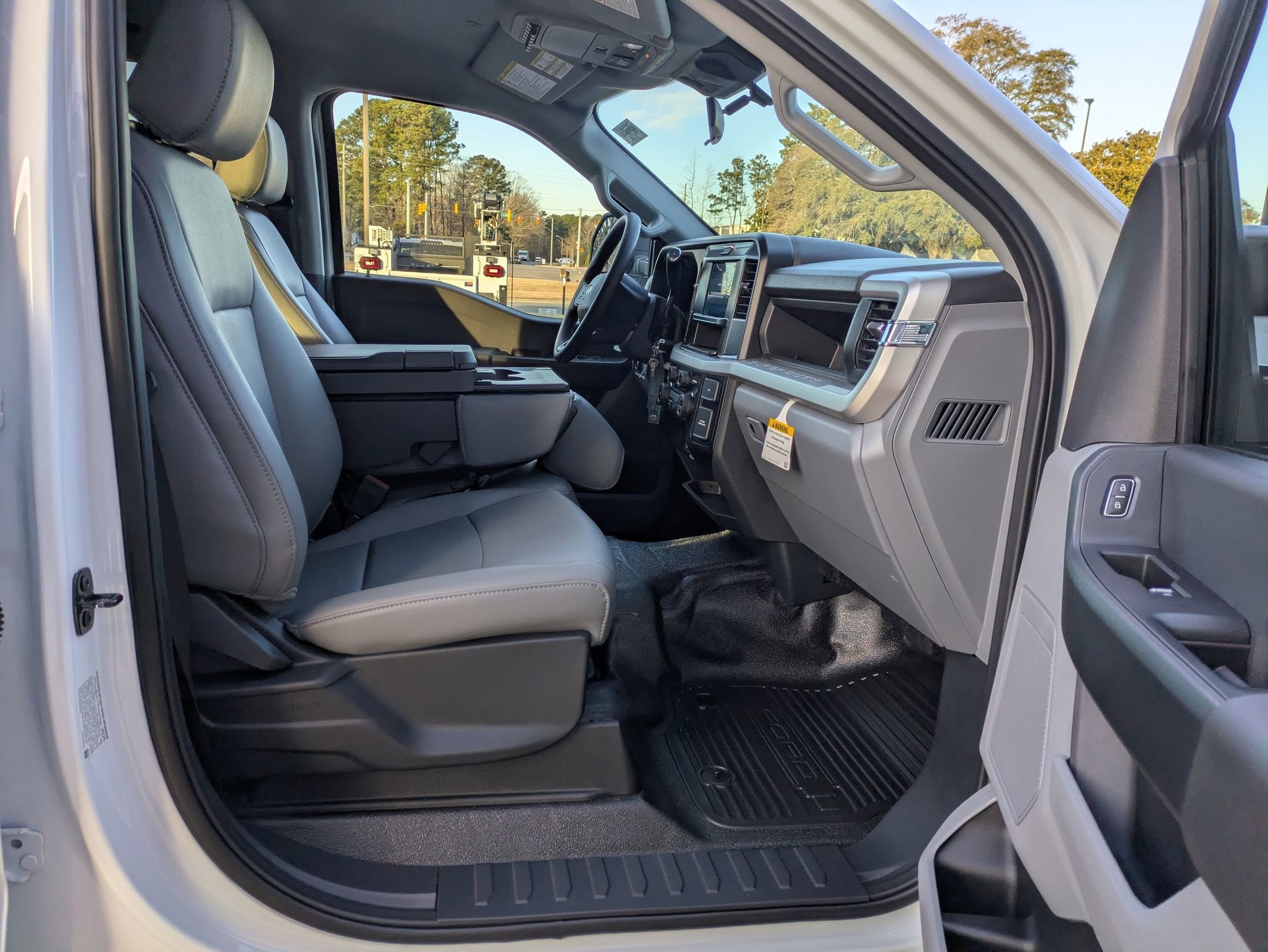 2026 Ford Super Duty F-550 DRW XL