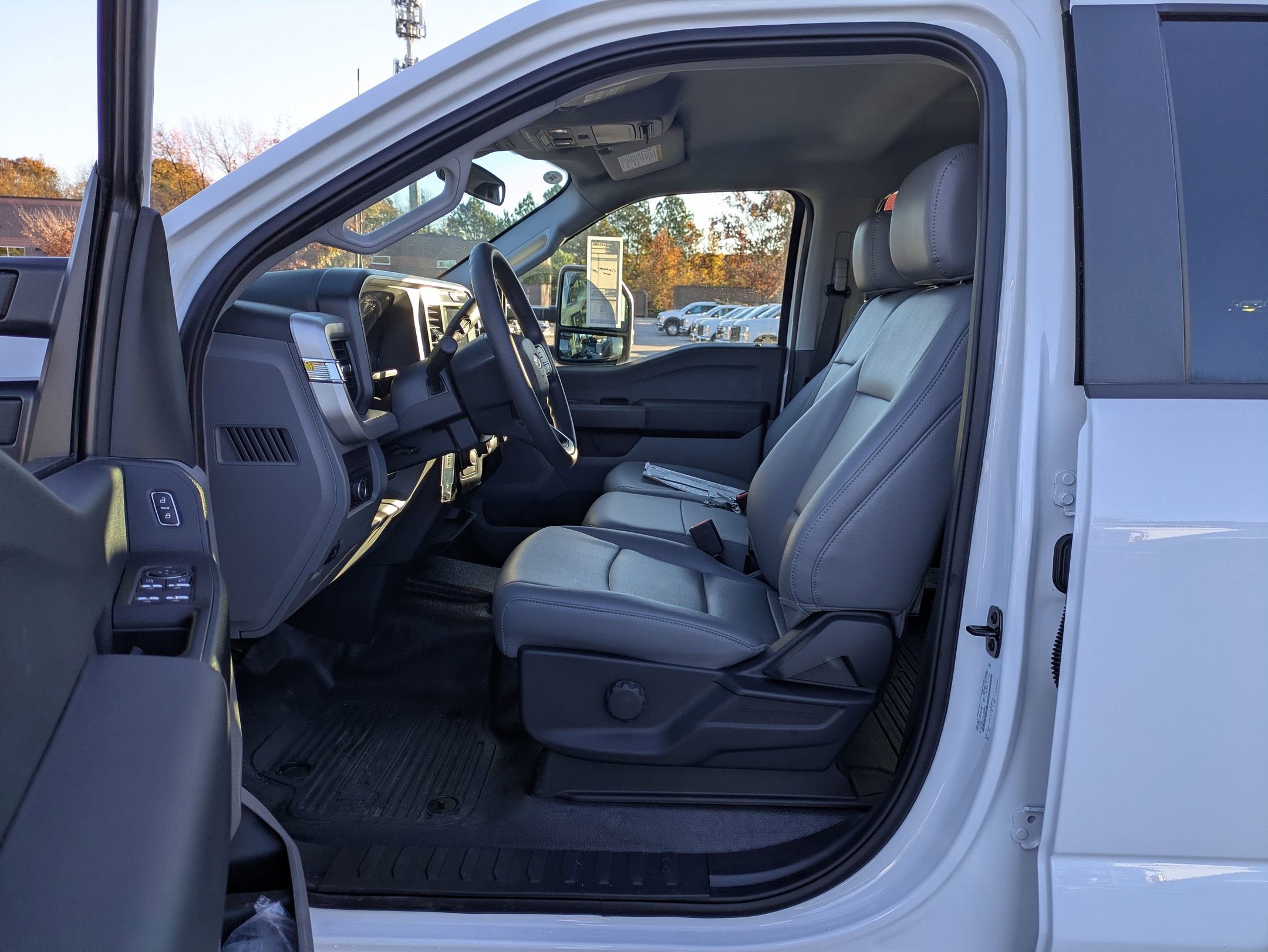 2025 Ford Super Duty F-350 DRW XL