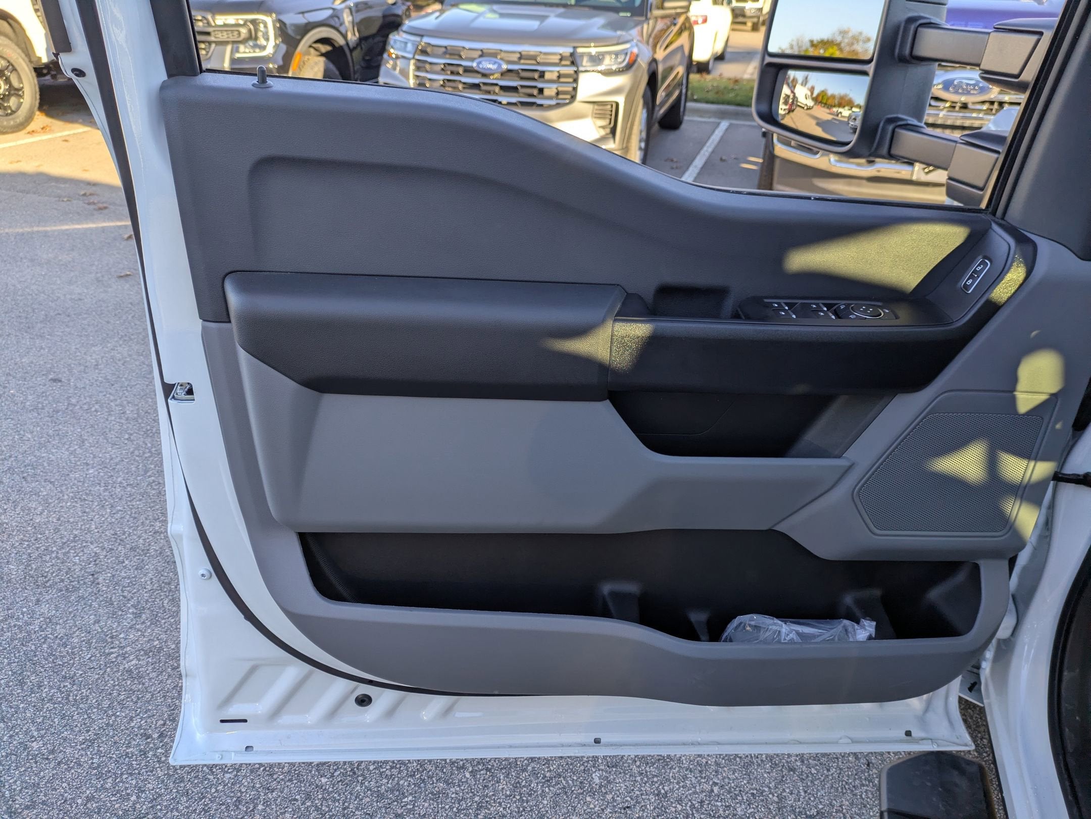 2025 Ford Super Duty F-350 DRW XL