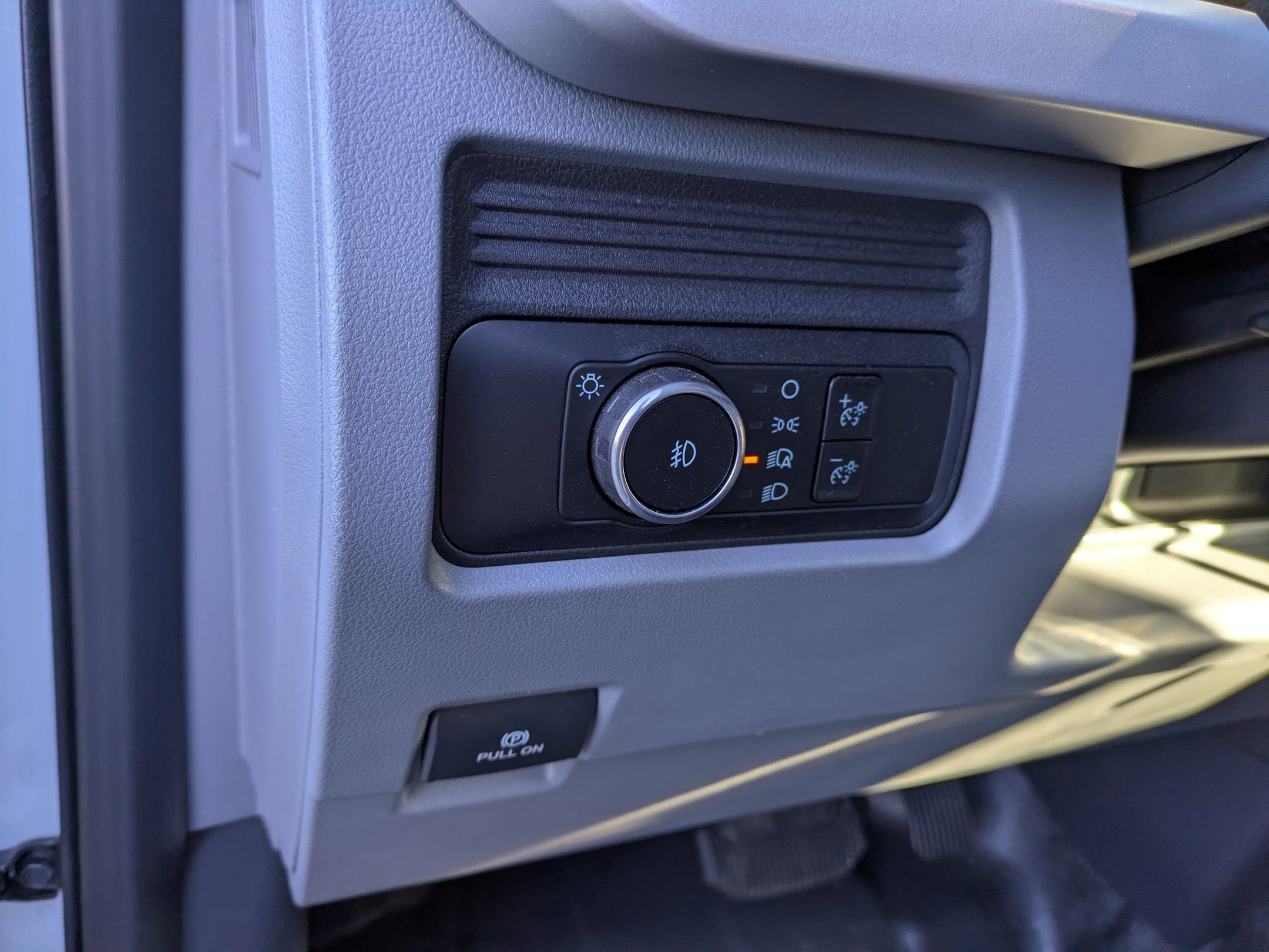 2025 Ford Super Duty F-350 DRW XL