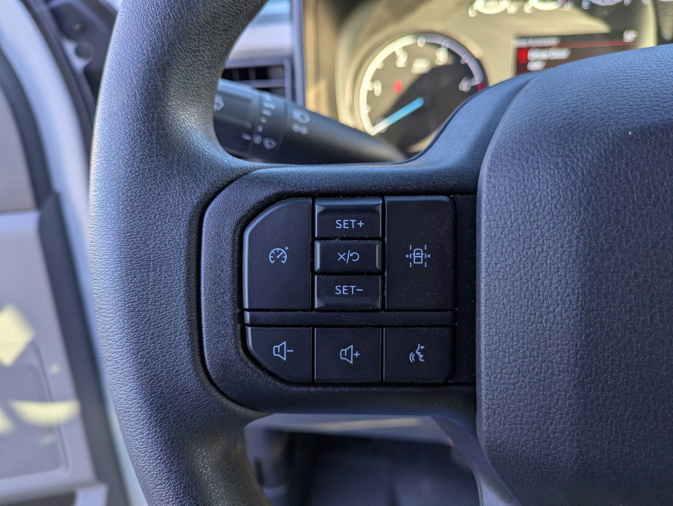 2025 Ford Super Duty F-350 DRW XL