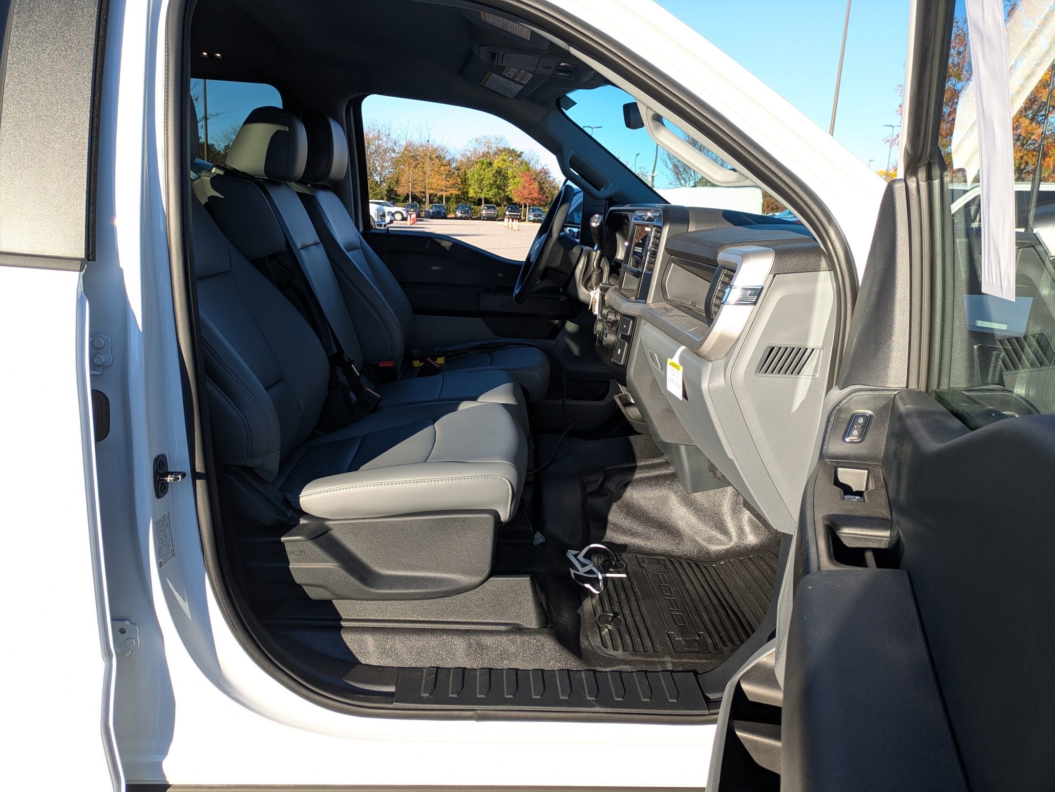 2025 Ford Super Duty F-350 DRW XL