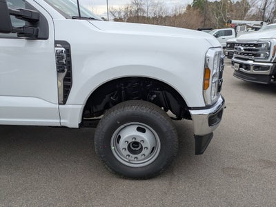 2026 Ford Super Duty F-350 DRW XL