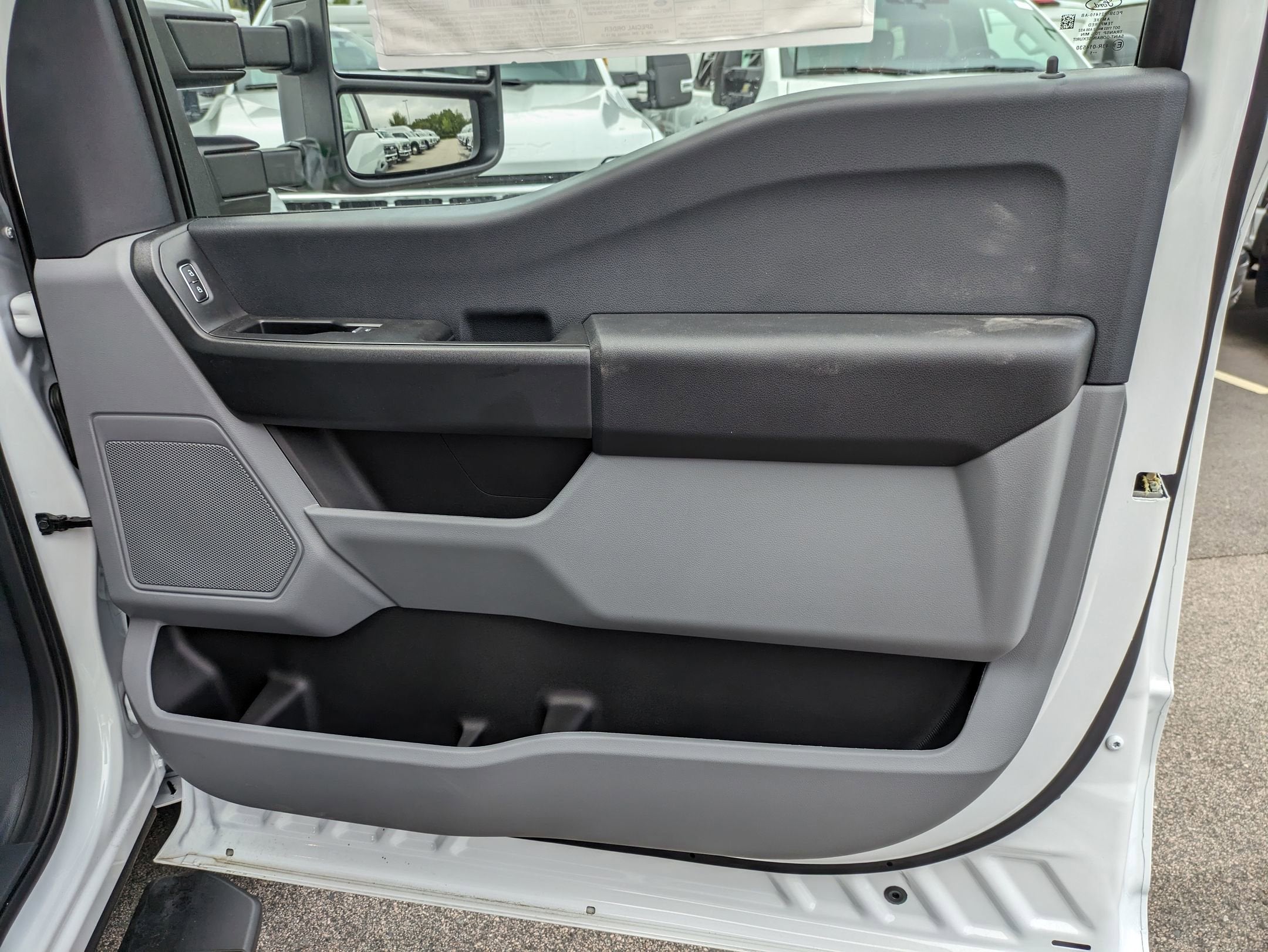 2025 Ford Super Duty F-350 DRW XL