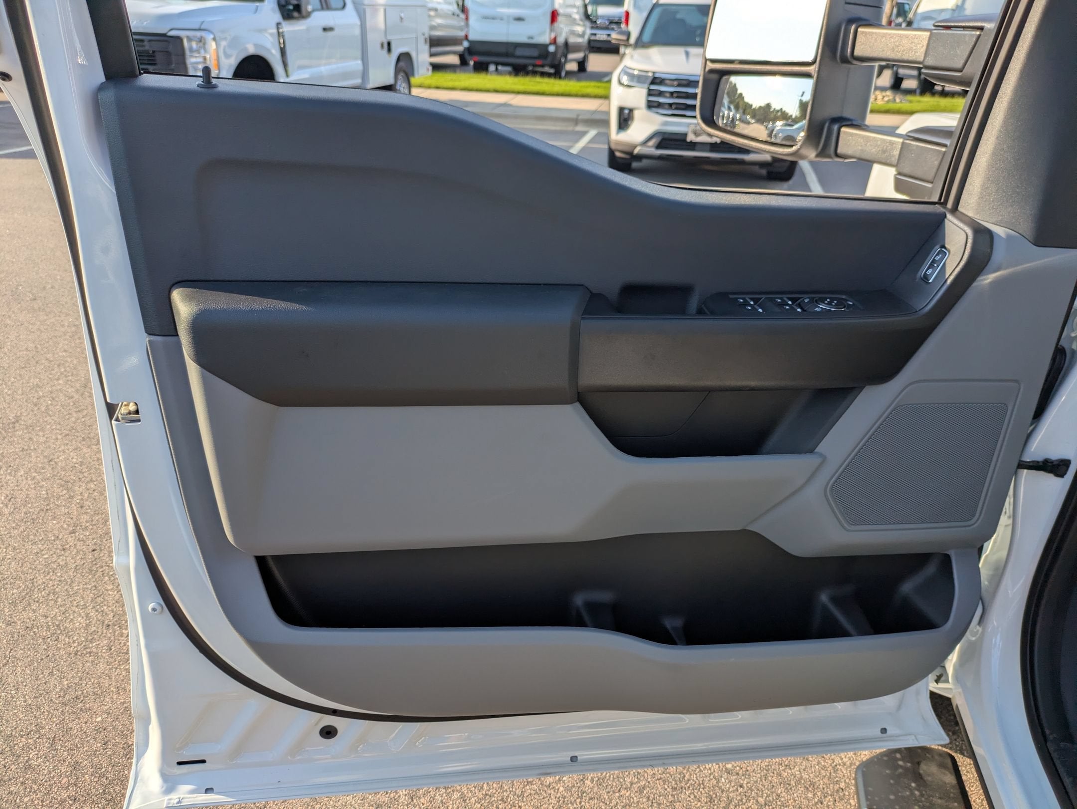 2026 Ford Super Duty F-350 DRW XL