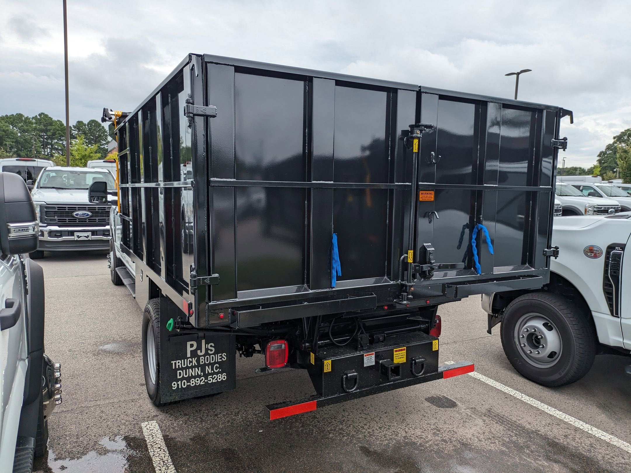 2025 Ford Super Duty F-350 DRW XL
