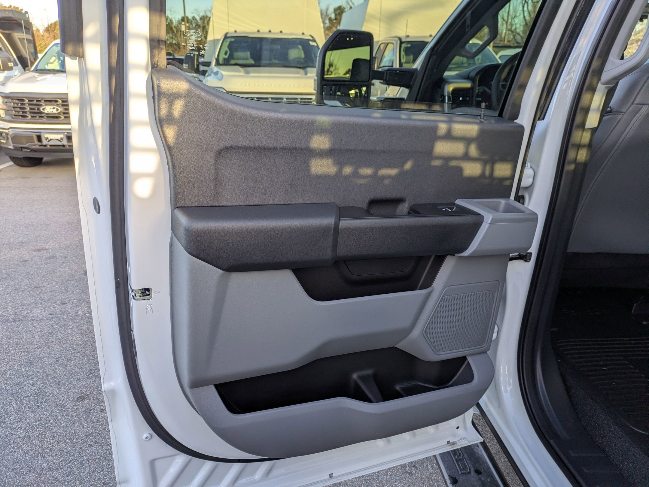 2026 Ford Super Duty F-350 DRW XL