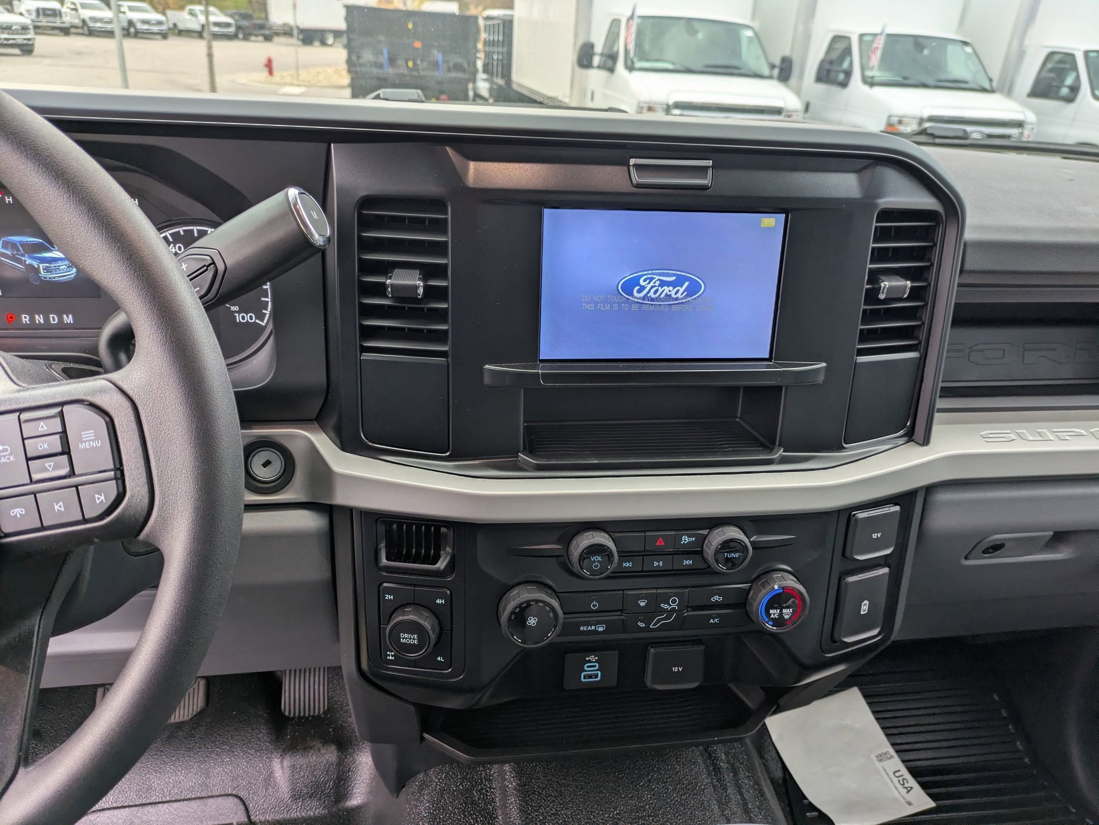 2025 Ford Super Duty F-350 SRW XL