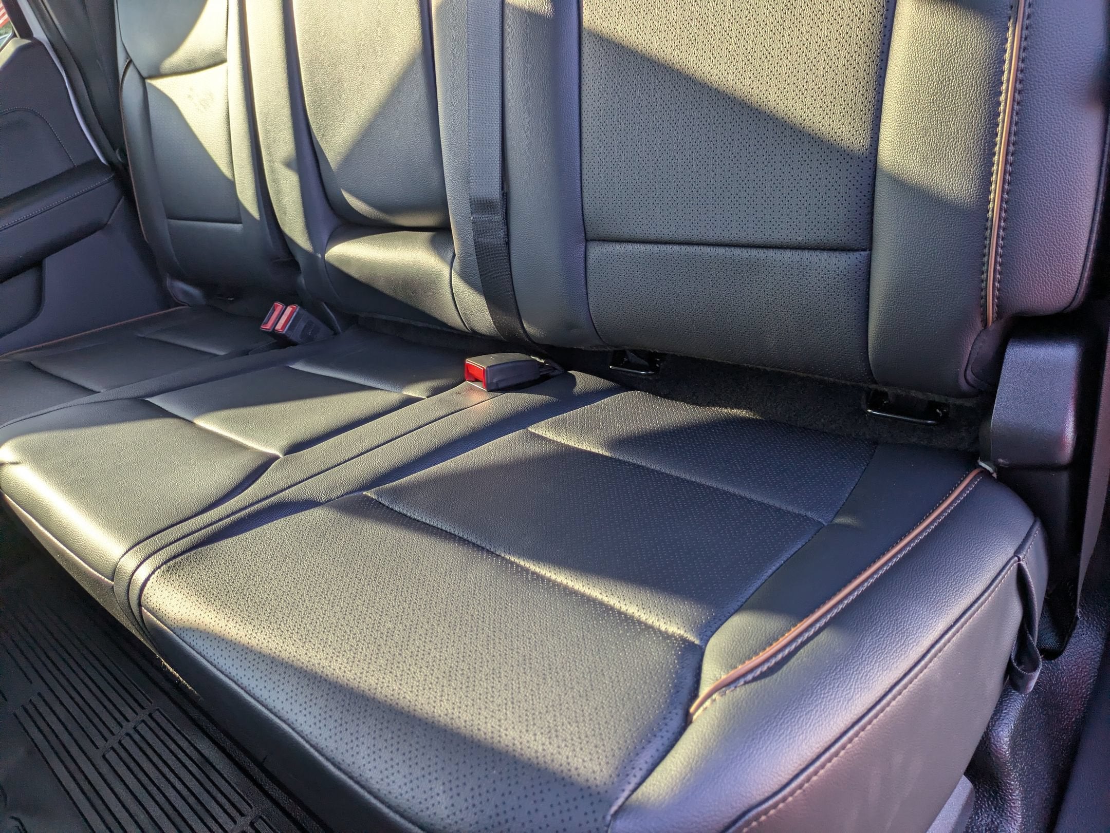 2026 Ford Super Duty F-450 DRW LARIAT