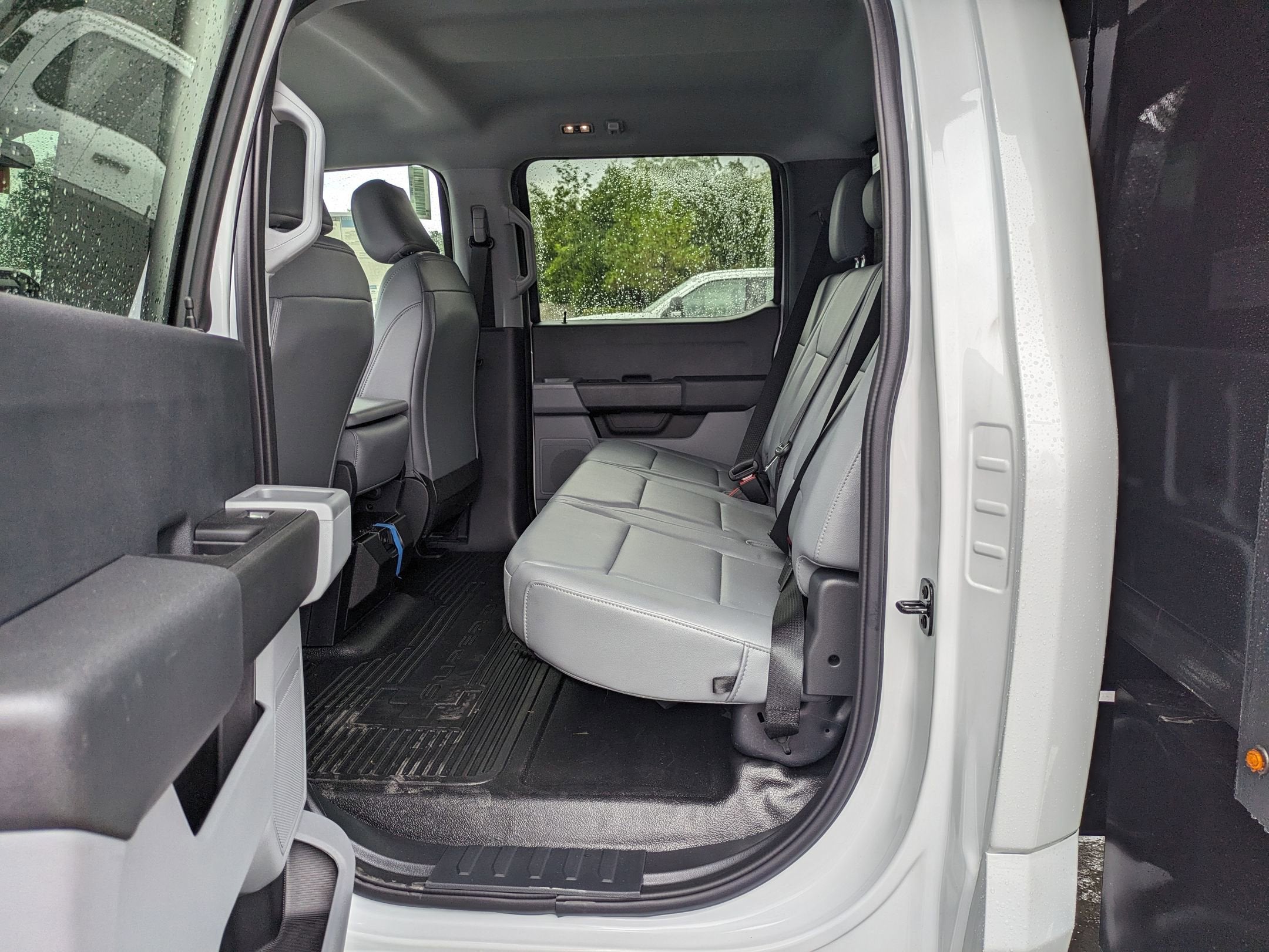 2025 Ford Super Duty F-550 DRW XL