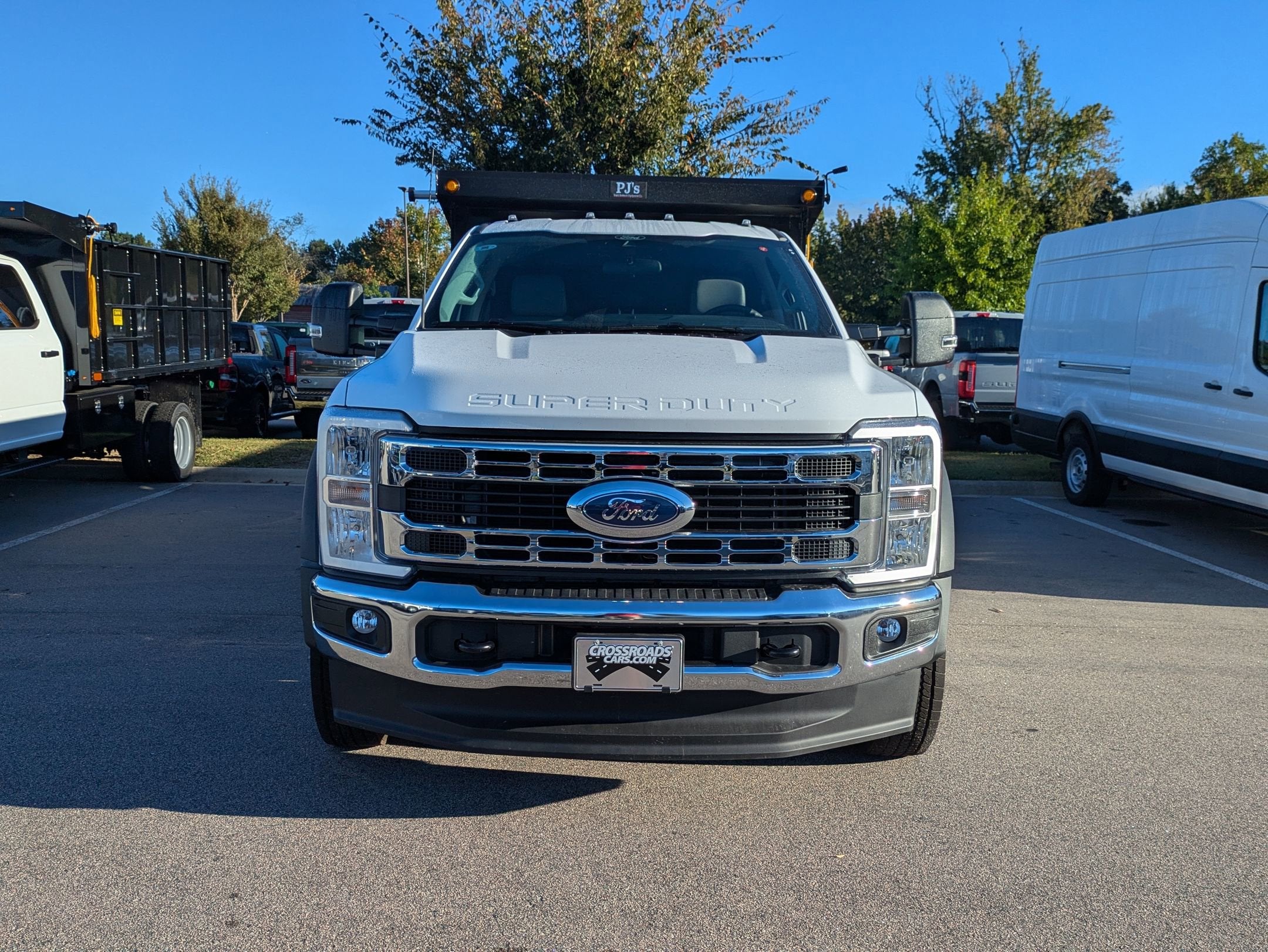 2025 Ford Super Duty F-550 DRW XL