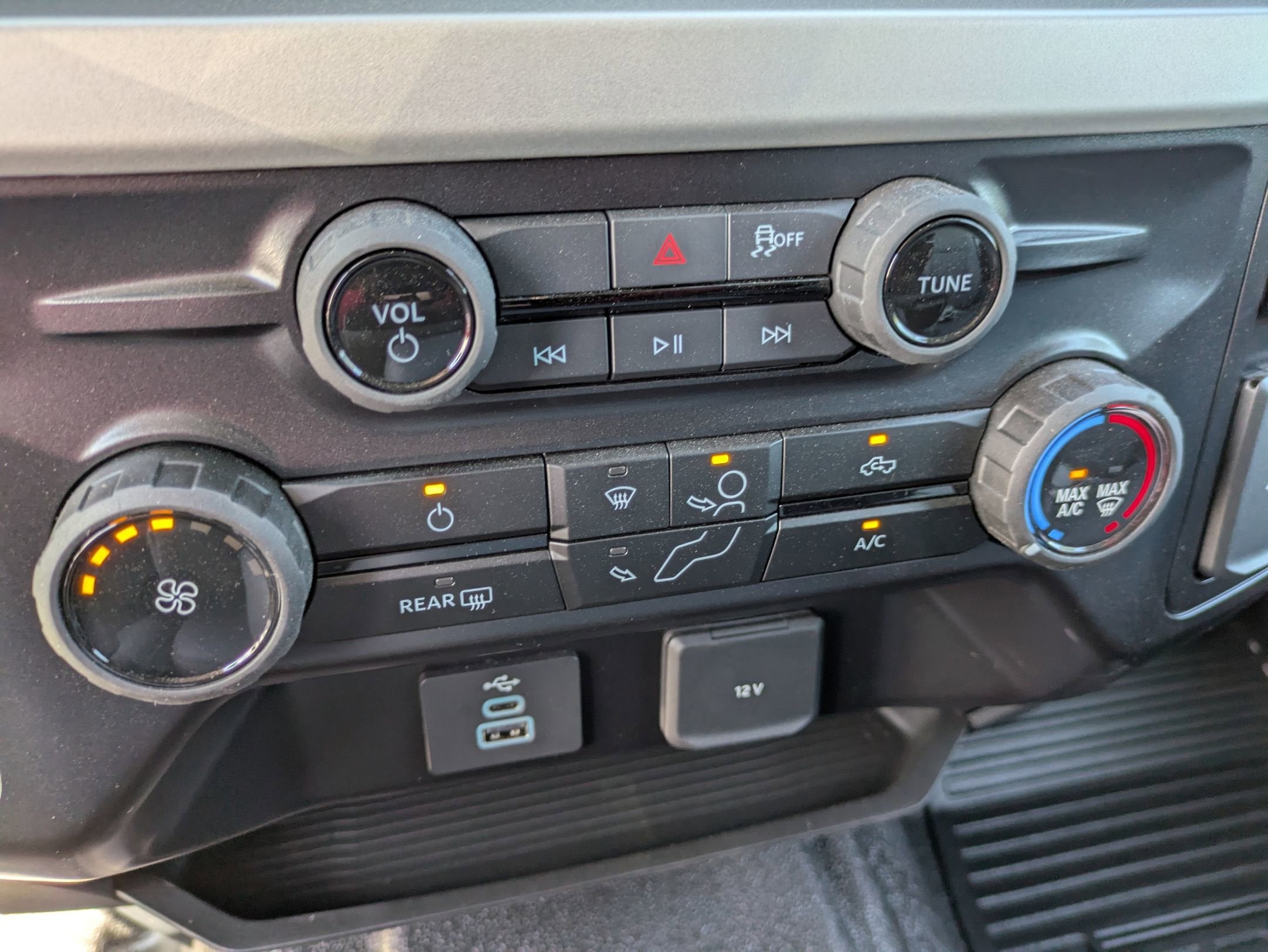 2025 Ford Super Duty F-550 DRW XL