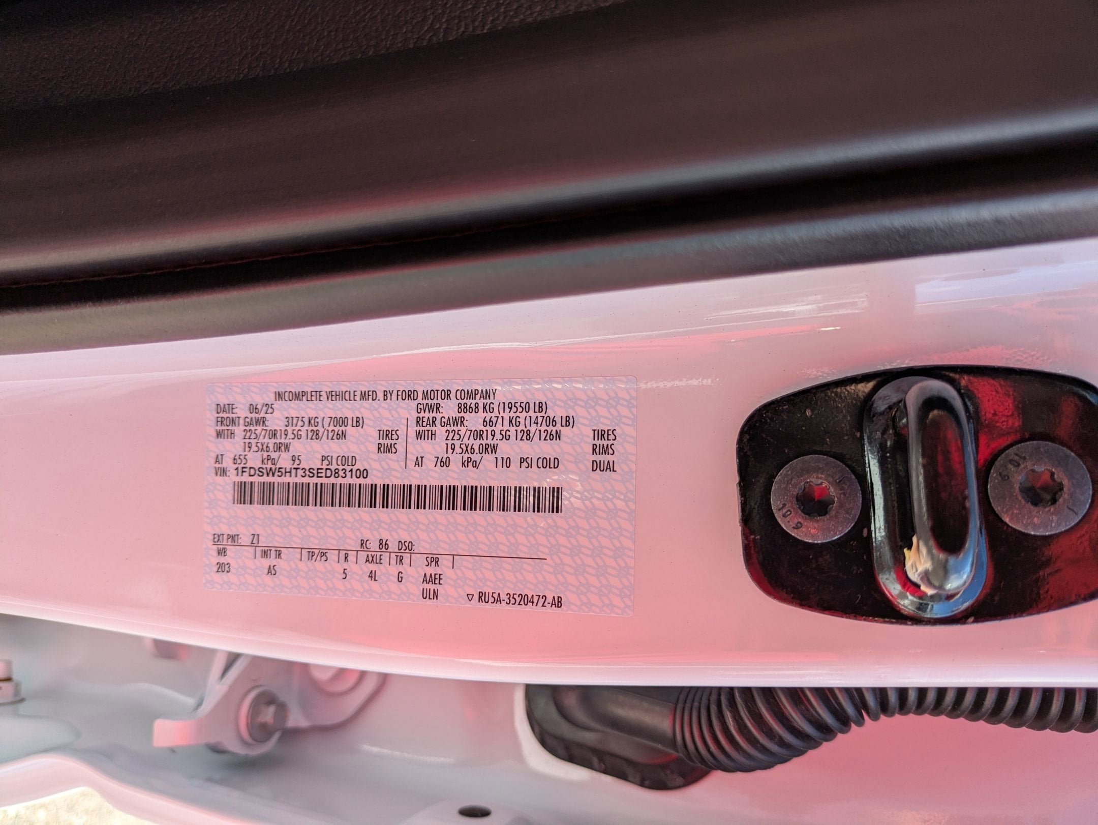 2025 Ford Super Duty F-550 DRW XL