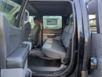 2025 Ford Super Duty F-550 DRW XL