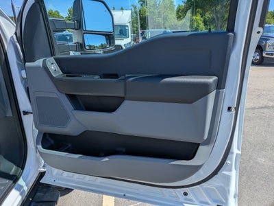2026 Ford Super Duty F-550 DRW XL