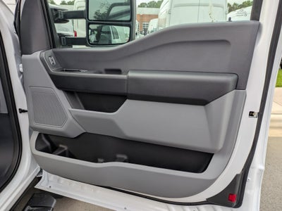2026 Ford Super Duty F-550 DRW XL