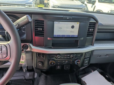 2026 Ford Super Duty F-550 DRW XL