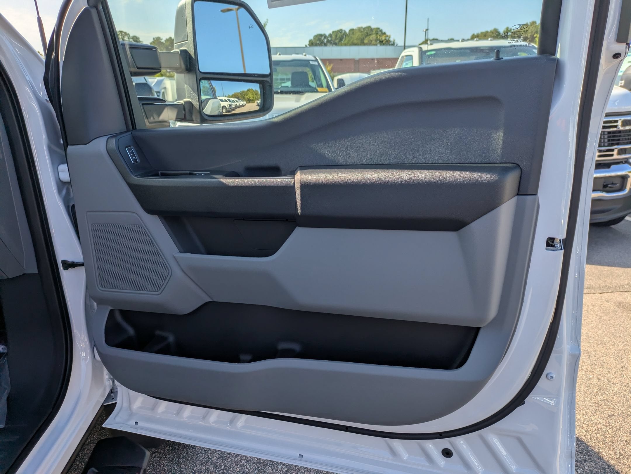 2026 Ford Super Duty F-550 DRW XL