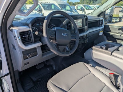 2026 Ford Super Duty F-550 DRW XL