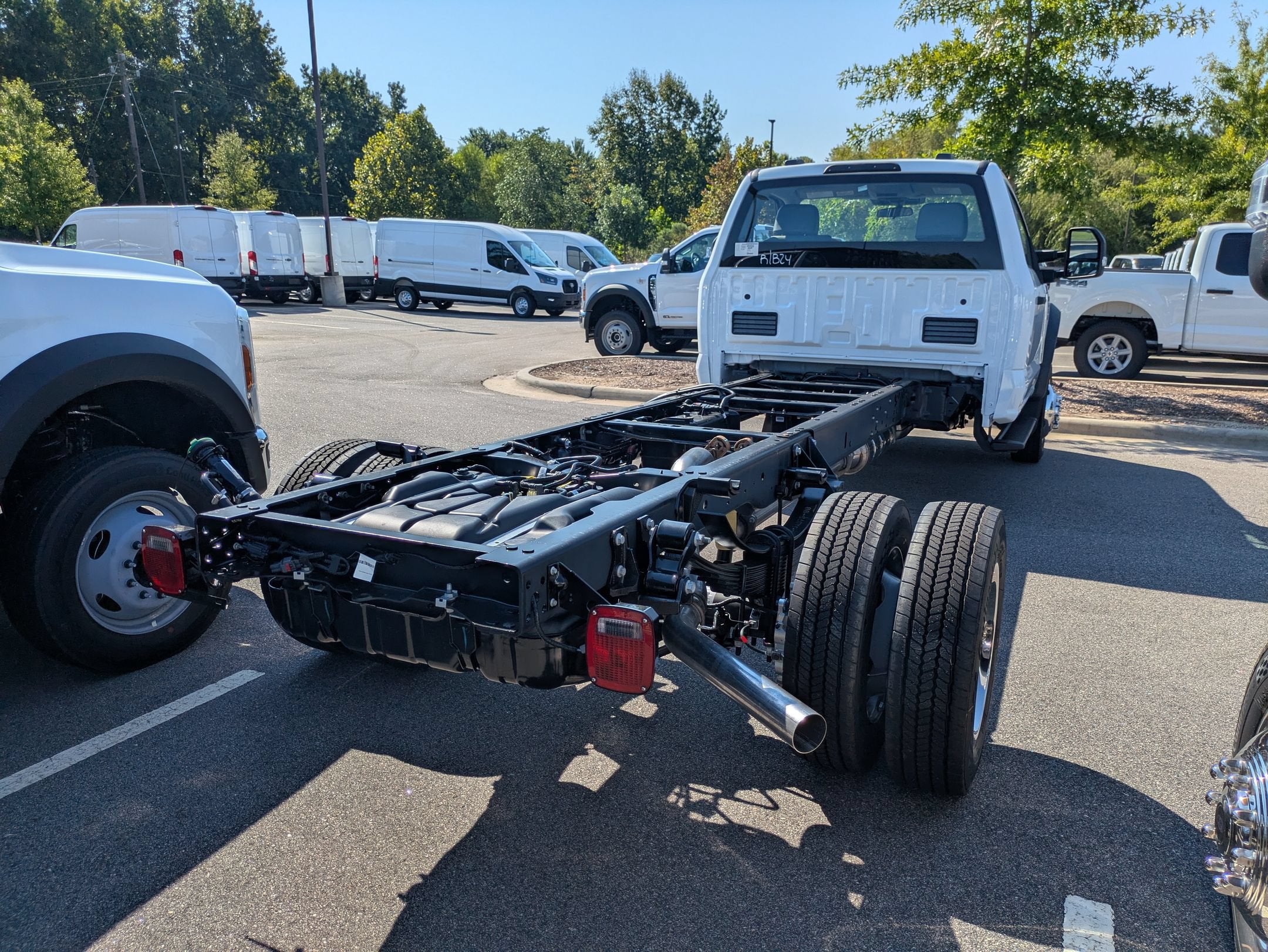 2026 Ford Super Duty F-550 DRW XL