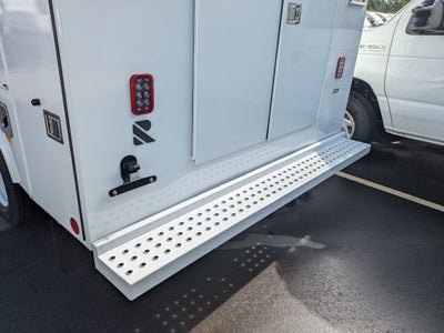 2026 Ford E-Series Cutaway Base