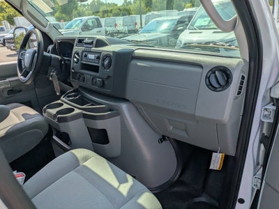 2027 Ford E-Series Cutaway Base