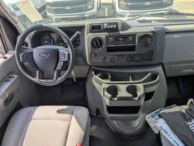 2027 Ford E-Series Cutaway Base